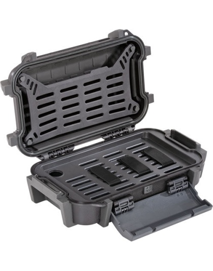 Pelican Ruck Case Large R40 - W-divider Blk Id 7.6"x4.7"x1.9