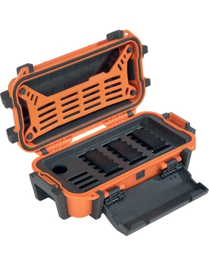 Pelican Ruck Case Medium R20 - W-divider Org Id 7.1"x3.4"x2"<