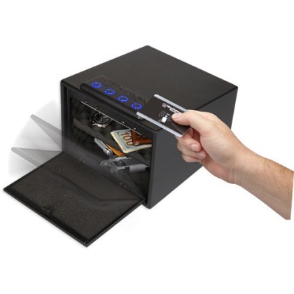 Bulldog Biometric Pistol Vault - Magnum W- Shelf 11.5"x10"x8"